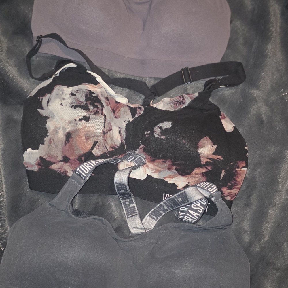 Victoria's Secret Black and Pink Floral Sports Bras 32D